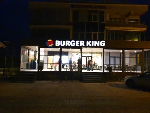 Burger King Karasu - Karasu Ekşioğlu İnşaat Karasu Satılık Daireler ve Yazlıklar www.karasusatilikyazliklar.com (1)